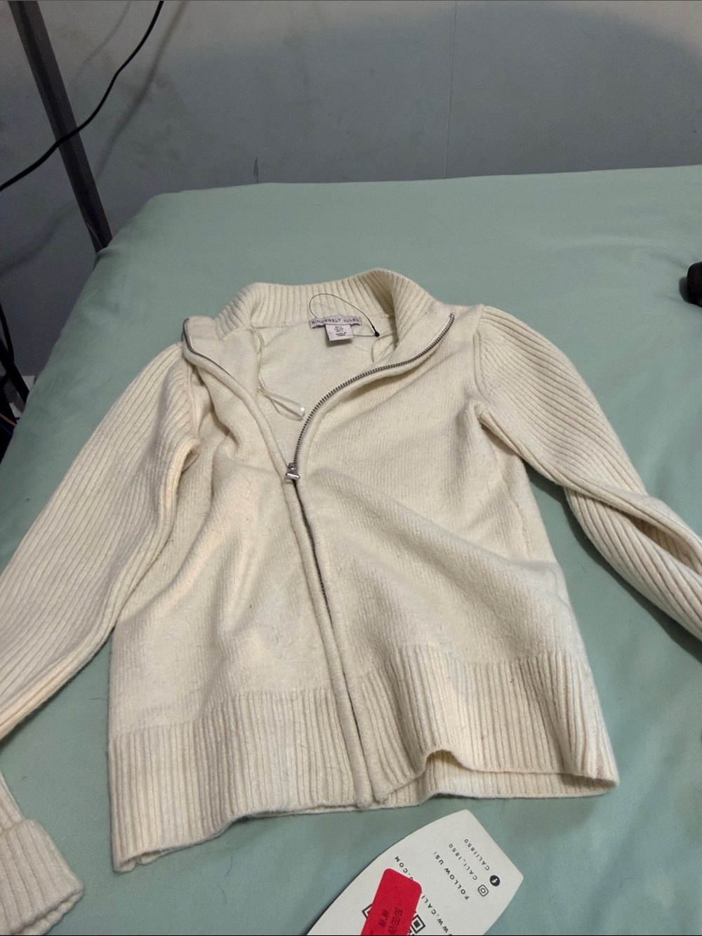 Sincerly Jules Cream Zip-Front Ribbed Knit Cardigan